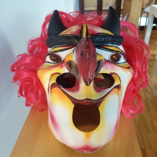 Hochwertiges Deifel-Fasnachtskostüm mit Larve – handgenäht