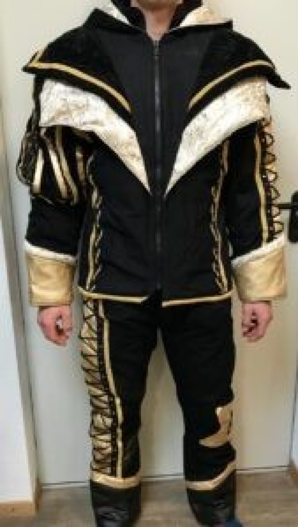 Jubiläums Gwändli zu verkaufen 