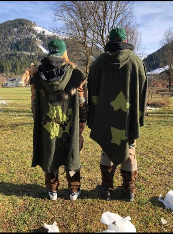 1000068549 Auf der Pirsch (Wald)